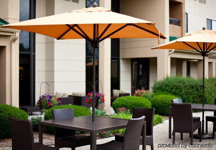 Courtyard Chicago St. Charles Hotel Saint Charles Restaurant photo